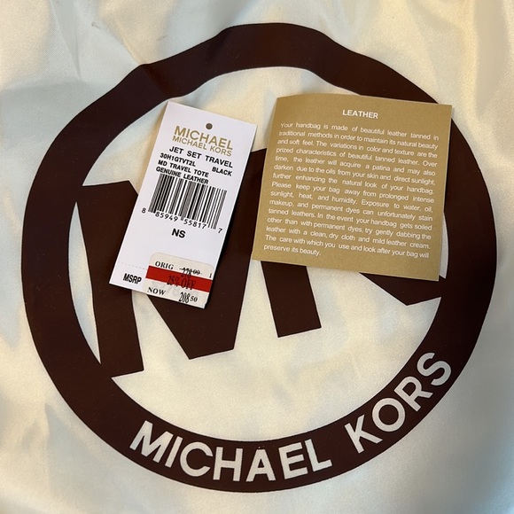 Michael Kors Jet Set Travel tote-Black-Medium - Picture 8 of 11